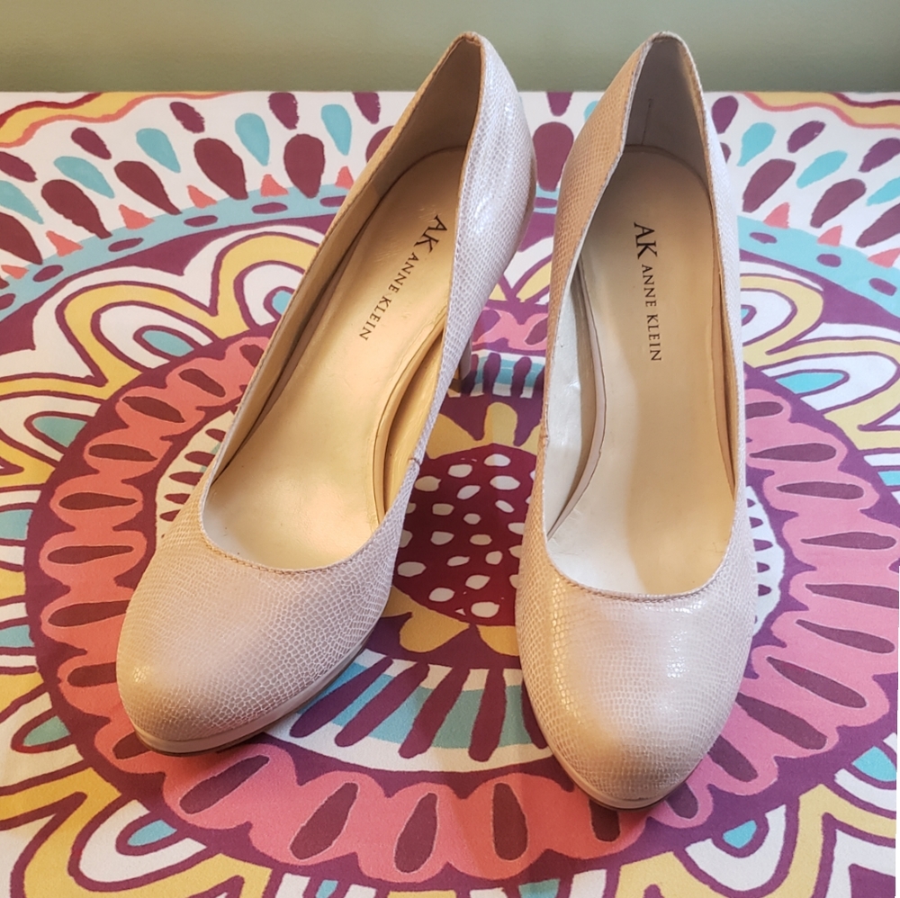 ANNE KLEIN Rounded Toe Heels🌹 - Picture 3 of 8